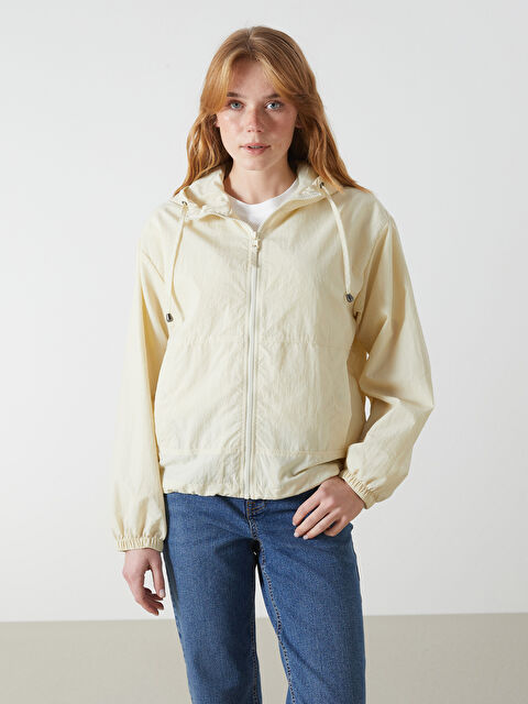 LCW Vision Kapüşonlu Kadın Yağmurluk - S57983Z8-VL2