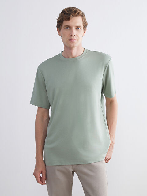 LCWAIKIKI Classic Bisiklet Yaka Kısa Kollu Erkek Tişört - S58034Z8-YVQ