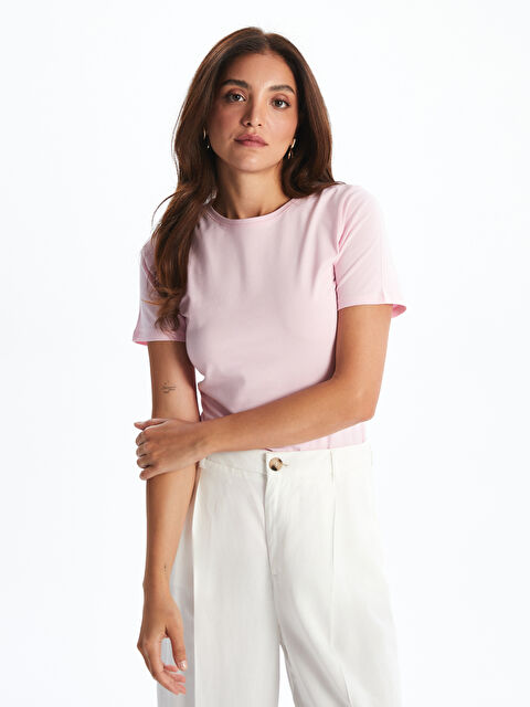 LCWAIKIKI Classic Bisiklet Yaka Kadın Tişört - S58227Z8-FYX