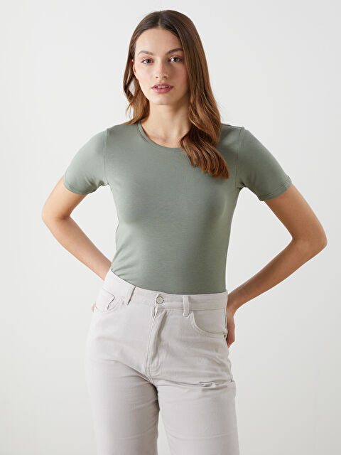 LCWAIKIKI Classic Bisiklet Yaka Kadın Tişört - S58227Z8-H2T