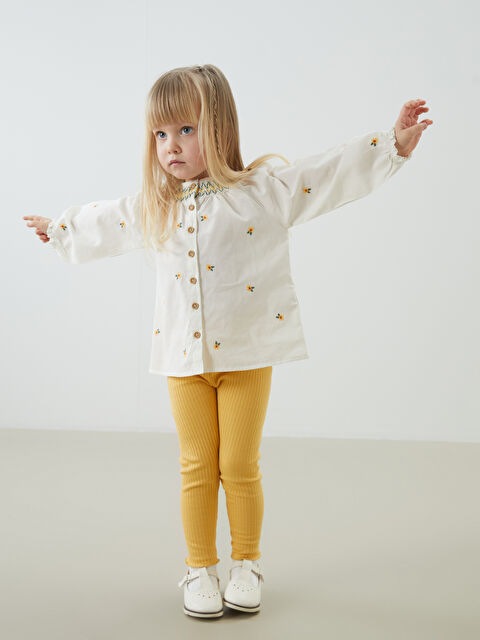 LCW baby Bisiklet Yaka Çiçekli Kız Bebek Gömlek ve Tayt 2'li - S58295Z1-FDU