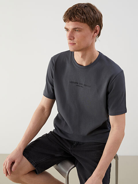 LCWAIKIKI Classic Bisiklet Yaka Baskılı Erkek Tişört - S58871Z8-YKZ