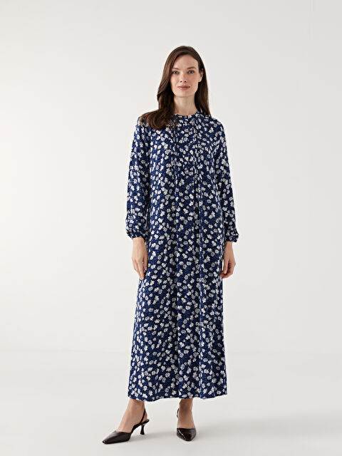 LCW Grace Bisiklet Yaka Çiçekli Elbise - S58905Z8-LQQ