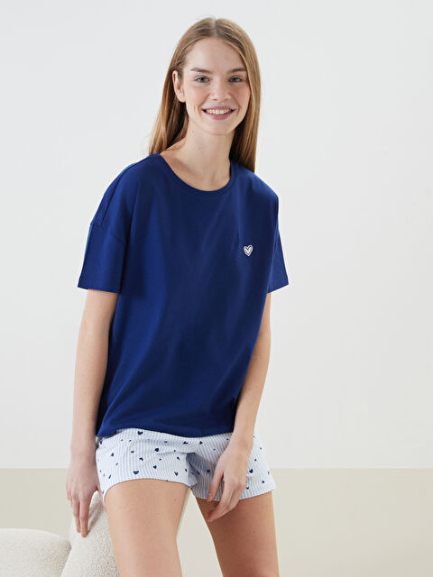 LCW DREAM Bisiklet Yaka Nakışlı Kadın Şortlu Pijama Takımı - S59405Z8-LEN