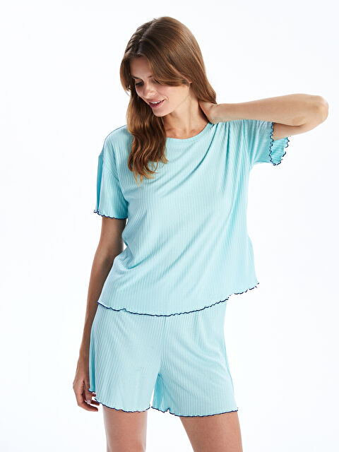 LCW DREAM Bisiklet Yaka Dokulu Kadın Şortlu Pijama Takımı - S59763Z8-QWX