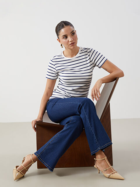 LCWAIKIKI Classic Bisiklet Yaka Çizgili Kadın Tişört - S5AG39Z8-MRQ