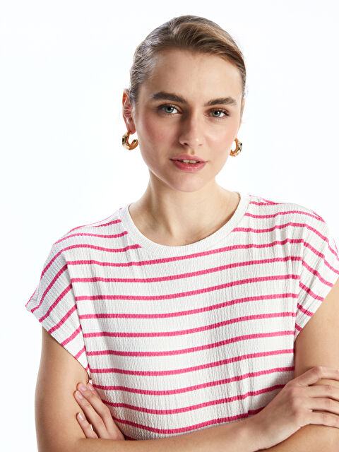 LCWAIKIKI Classic Bisiklet Yaka Çizgili Kadın Tişört - S5AG40Z8-LHK