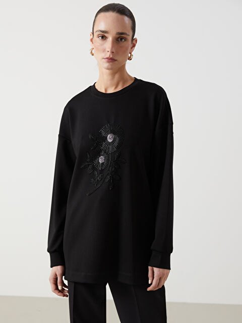 LCWAIKIKI Classic Bisiklet Yaka Boncuk İşlemeli Kadın Sweatshirt Tunik - S5AS93Z8-CVL