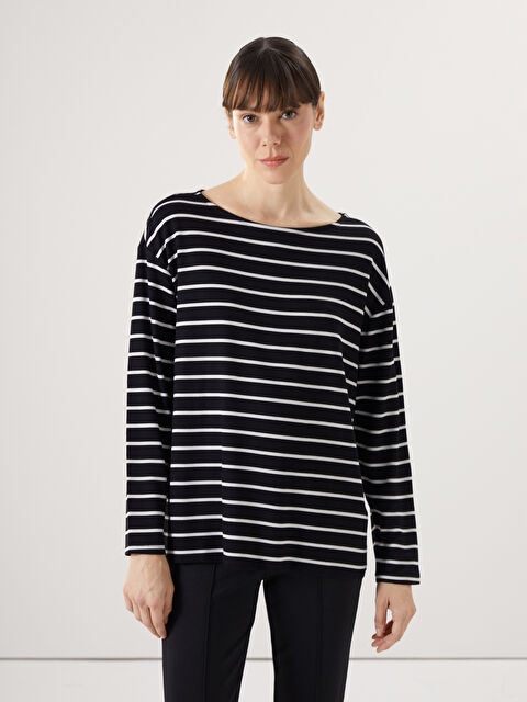 LCWAIKIKI Classic Bisiklet Yaka Çizgili Kadın Tişört - S5AT02Z8-LEG