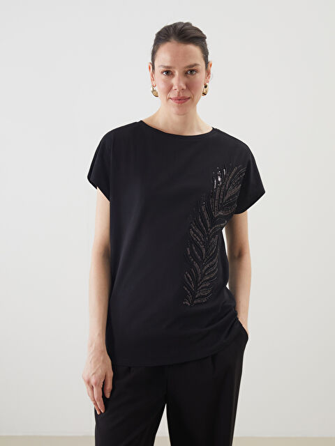 LCWAIKIKI Classic Bisiklet Yaka Pul Payet İşlemeli Kadın Tişört - S5AT82Z8-CVL