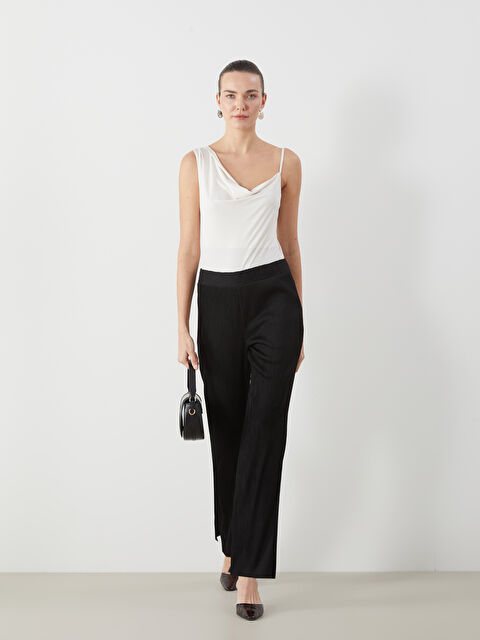 LCWAIKIKI Classic Beli Lastikli Dokulu Kadın Pantolon - S5AT99Z8-CVL