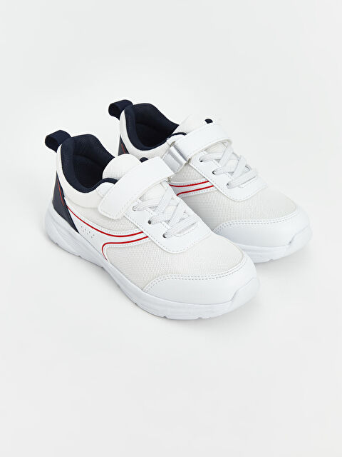 LCW STEPS Bağcık ve Cırt Cırtlı Erkek Çocuk Spor Ayakkabı - S5BA74Z4-Q6K