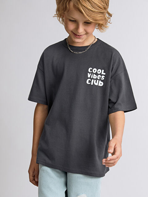 LCW Kids Bisiklet Yaka Erkek Çocuk Tişört - S5BD94Z4-VFB