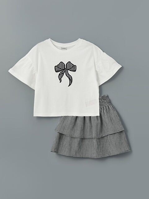 LCW Kids Bisiklet Yaka Kurdele Nakışlı Kız Çocuk Tişört ve Etek - S5BM00Z4-R9J