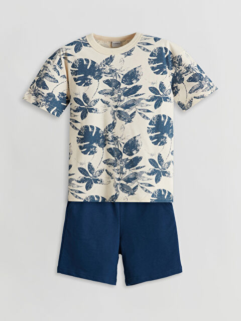 LCW Kids Bisiklet Yaka Erkek Çocuk Tişört ve Şort - S5BO08Z4-LQA