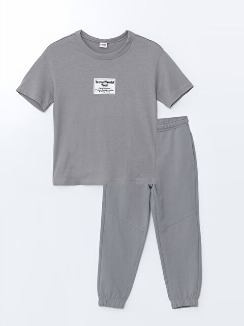 LCW Kids Bisiklet Yaka Erkek Çocuk Tişört ve Eşofman Altı - S5BO11Z4-JNC