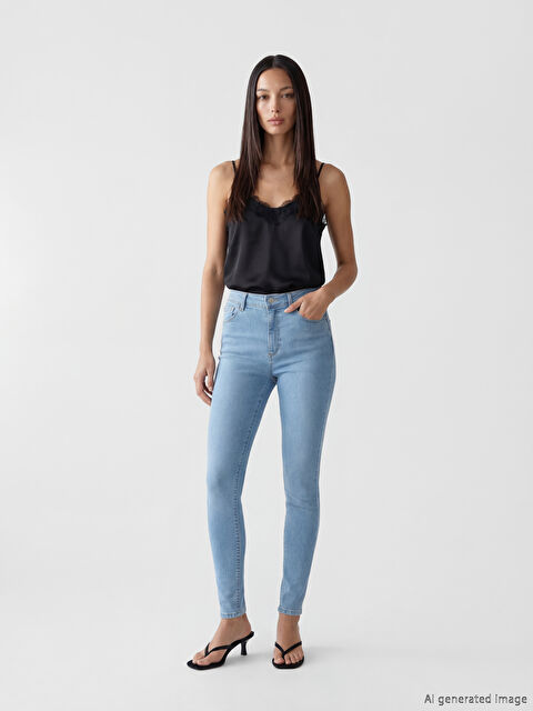 LCWAIKIKI Classic Slim Fit Kadın Jean Pantolon