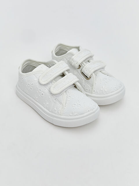 LCW STEPS Cırt Cırtlı Kız Bebek Spor Ayakkabı - S5CB02Z1-Q6K