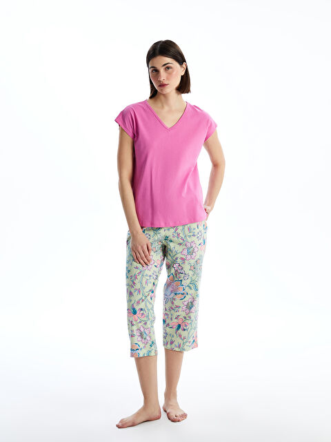 LCW DREAM V Yaka Çiçekli Kadın Kaprili Pijama Takımı - S5CD42Z8-LRF