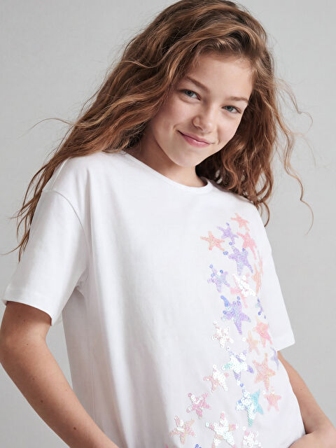 LCW Kids Bisiklet Yaka Çift Yönlü Payetli Kız Çocuk Tişört - S5CF36Z4-R9J