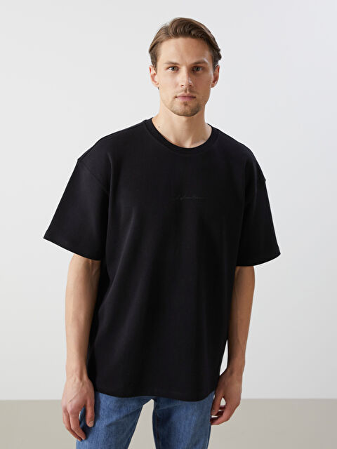 LCW Vision Bisiklet Yaka Kısa Kollu Nakışlı Erkek Tişört - S5CR19Z8-CVL