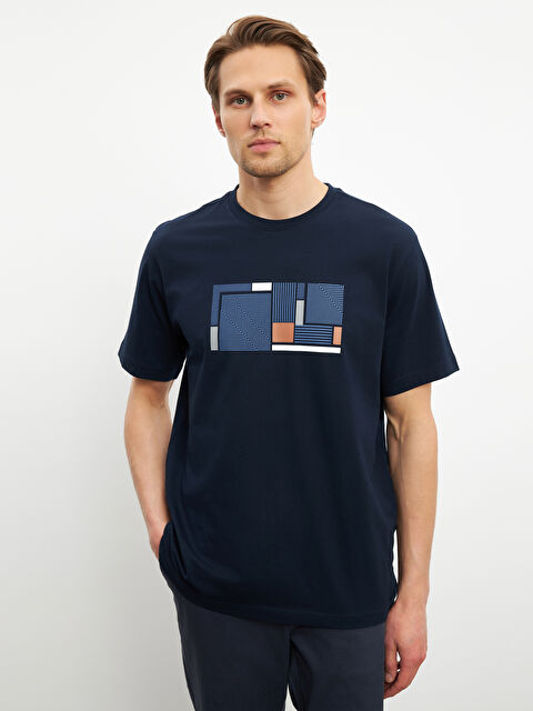 LCWAIKIKI Classic Muškarac TAMNO PLAVA Majica kratkih rukava - S5CT18Z8-RFH