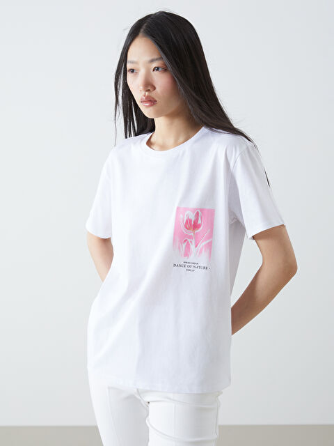 LCW Vision Bisiklet Yaka Baskılı Penye Kadın Tişört - S5DI94Z8-Q6K