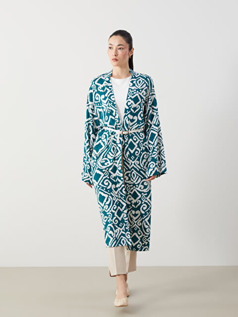 LCWAIKIKI Classic كيمونو نسائي واسع الحجم بياقة شال ونقشة - S5DP18Z8-LRJ
