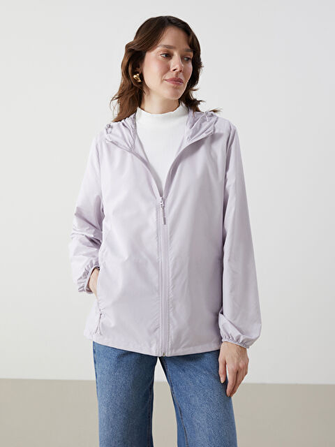 LCWAIKIKI Classic Kapüşonlu Kadın Yağmurluk - S5DP29Z8-J2P