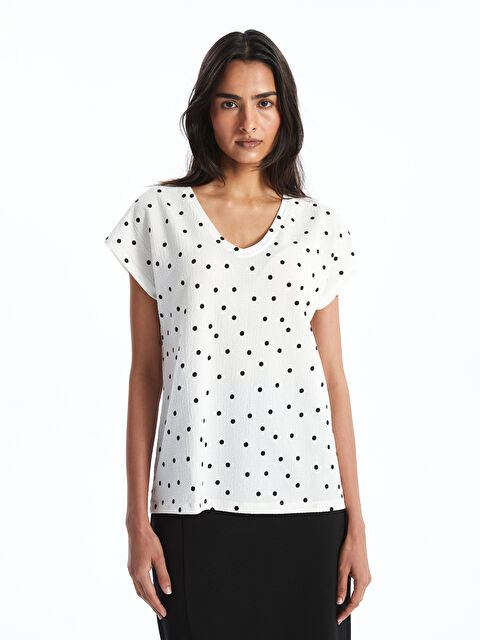 LCWAIKIKI Classic V-Neck Polka Dot Women's Blouse - S5EC40Z8-LQJ