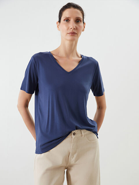 LCWAIKIKI Classic V Yaka Kadın Tişört - S5EM81Z8-HEL