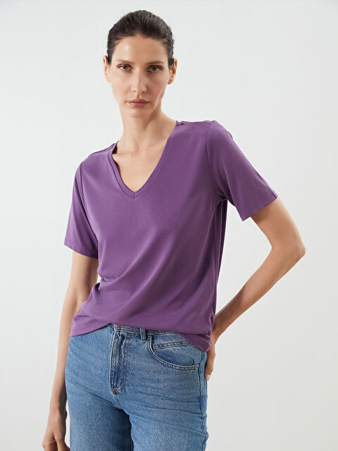 LCWAIKIKI Classic V Yaka Kadın Tişört - S5EM81Z8-HQD