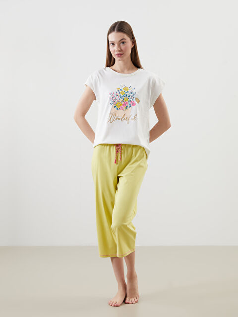 LCW DREAM Crew Neck Floral Women's Capri Pyjamas Set - S5EP64Z8-FKB