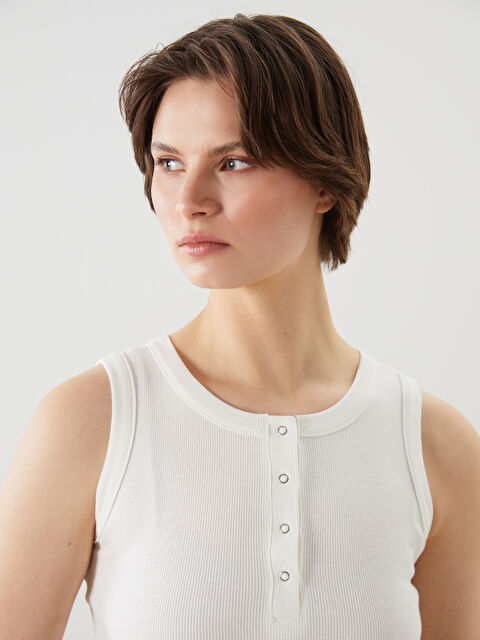 LCWAIKIKI Classic Bisiklet Yaka Kadın Atlet - S5EU59Z8-R9J