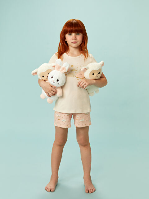 LCW Kids Bisiklet Yaka Kız Çocuk Şortlu Pijama Takımı - S5FM09Z1-FES