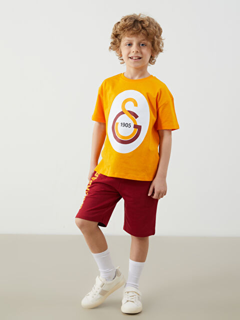LCW Kids Galatasaray Baskılı Erkek Çocuk Tişört ve  Şort 2'li - S5FN54Z1-DYA