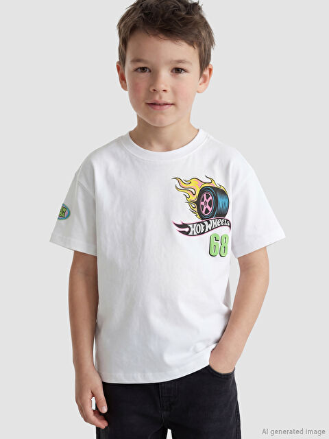 LCW Kids Hot Wheels Baskılı Erkek Çocuk Tişört