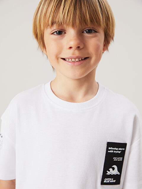 LCW Kids Bisiklet Yaka Baskılı Erkek Çocuk Tişört - S5FY75Z1-Q6K