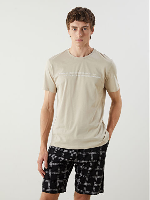 LC WAIKIKI Standart Kalıp Erkek Şortlu Pijama Takımı - S5GC66Z8-FGB