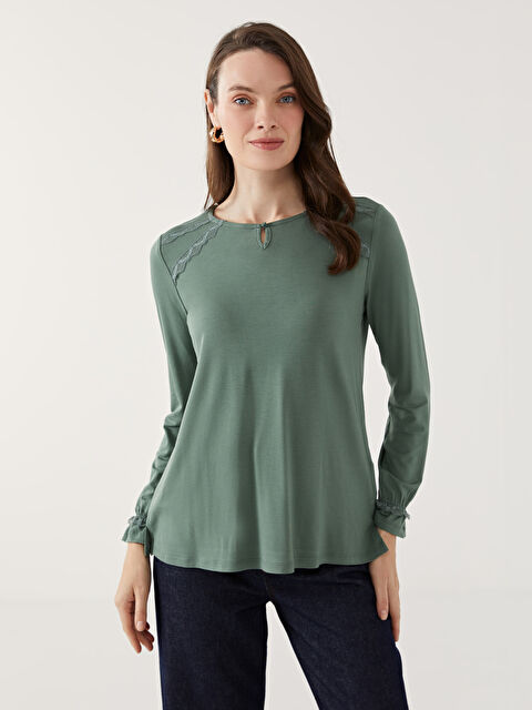 LCW Grace Bisiklet Yaka Dantel Detaylı Kadın Bluz - S5GE01Z8-GQQ