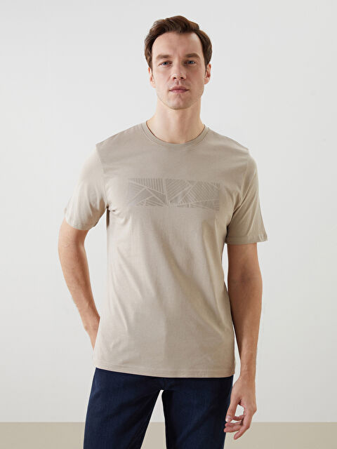 LCWAIKIKI Classic Bisiklet Yaka Kısa Kollu Baskılı Penye Erkek Tişört - S5GE88Z8-YVZ