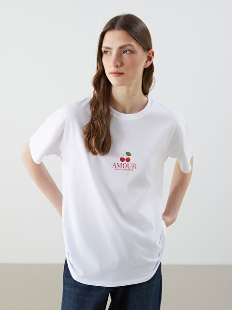 LCW Vision Bisiklet Yaka Kiraz Baskılı Kadın Tişört - S5GF05Z8-Q6K