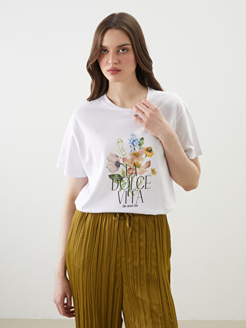 LCW Vision تيشيرت مطبوع بياقة دائرية للسيدات