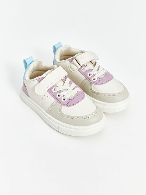 LCW STEPS Bağcık ve Cırt Cırtlı Kız Bebek Spor Ayakkabı - S5GF72Z1-YKD