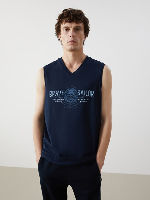 LCWAIKIKI Classic V Yaka Baskılı Erkek Kolsuz Tişört - S5GJ58Z8-DWP