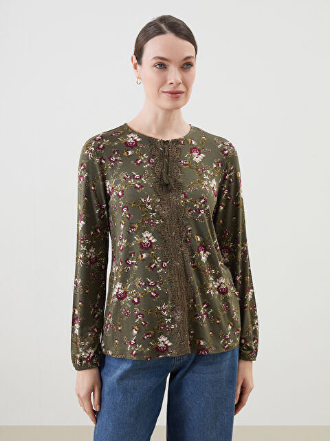 LCW Grace Bağlamalı Yaka Çiçekli Kadın Bluz - S5GL14Z8-LS6