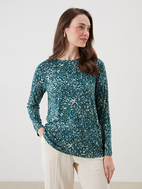 LCW Grace Bisiklet Yaka Desenli Kadın Tişört - S5GL16Z8-LRL