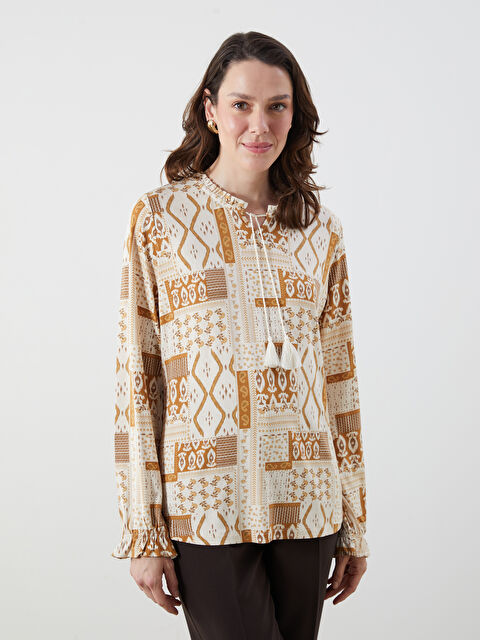LCW Grace Bağlamalı Yaka Etnik Desenli Bluz - S5GL17Z8-LUB
