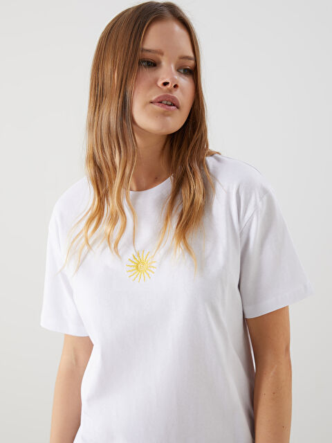 XSIDE Bisiklet Yaka Nakışlı Kadın Tişört - S5GS02Z8-Q6K