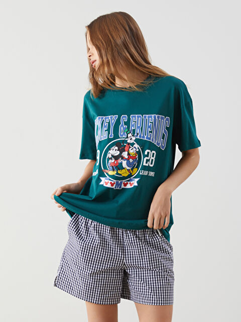 XSIDE Bisiklet Yaka Mickey ve Arkadaşları Baskılı Kadın Tişört - S5GV48Z8-VJ0